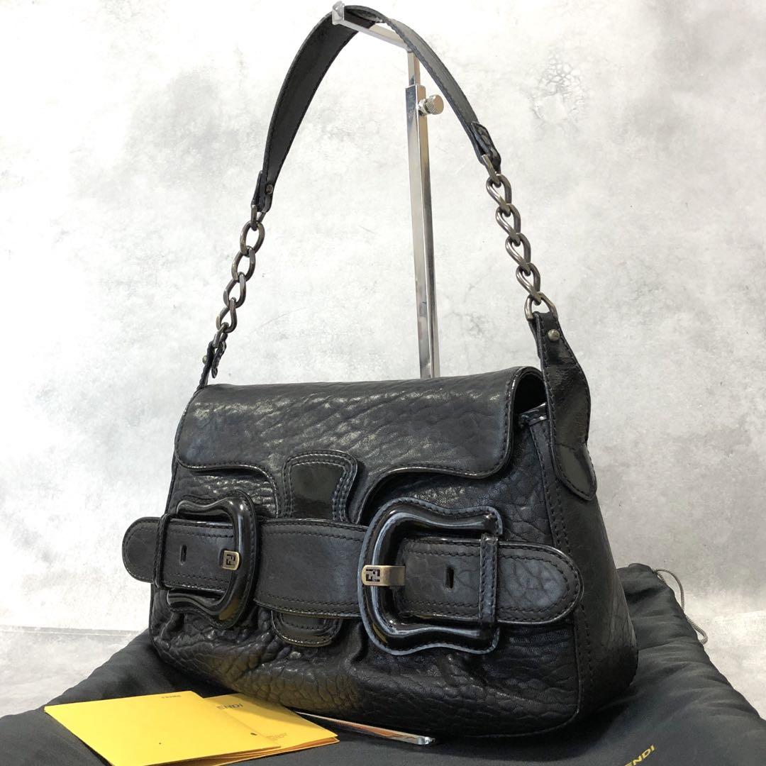 FENDI チェーンショルダーバッグ レザー ベルトモチーフ