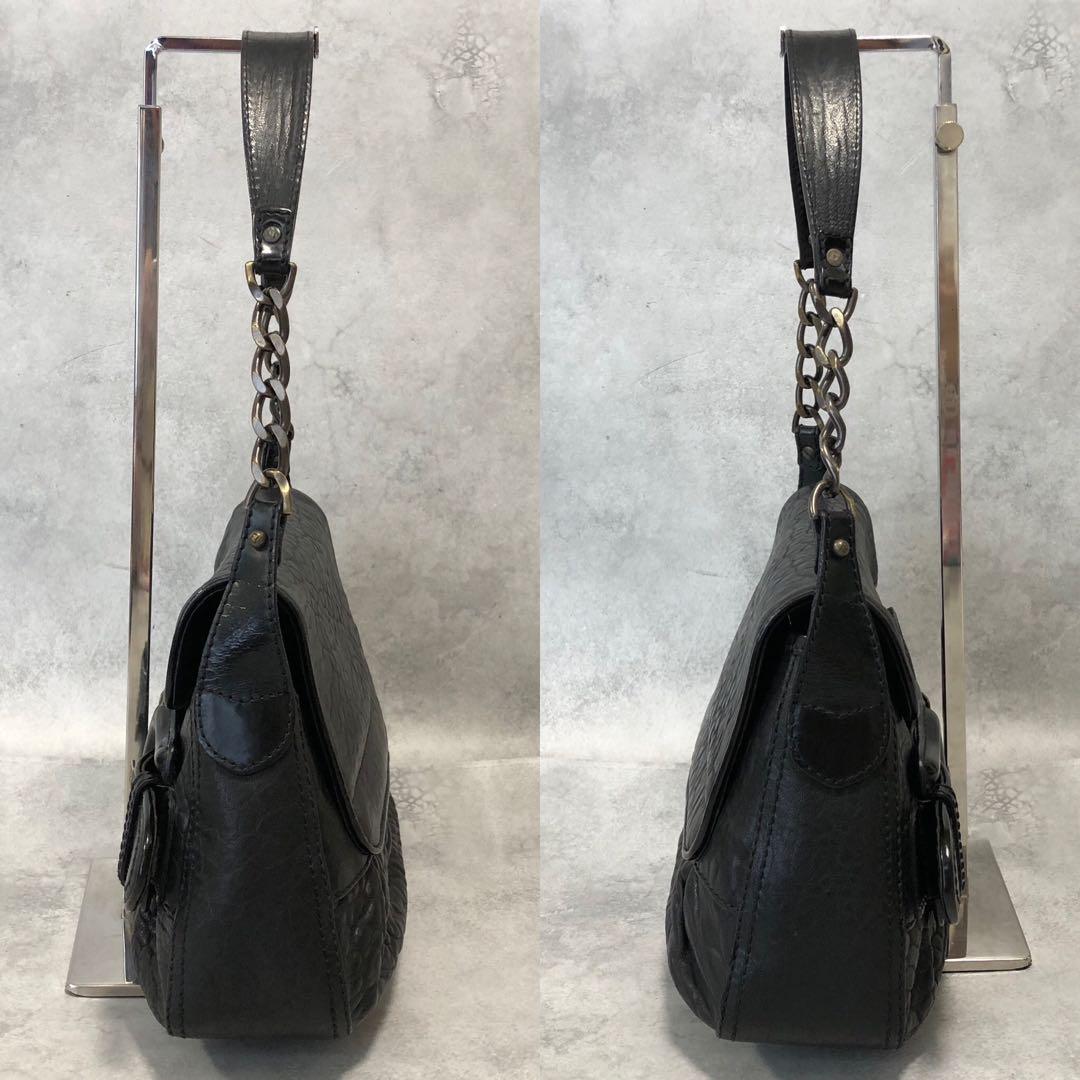 FENDI チェーンショルダーバッグ レザー ベルトモチーフ