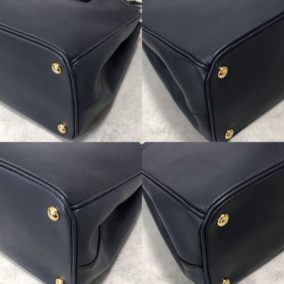 PRADA サフィアーノルクス トートバッグ
