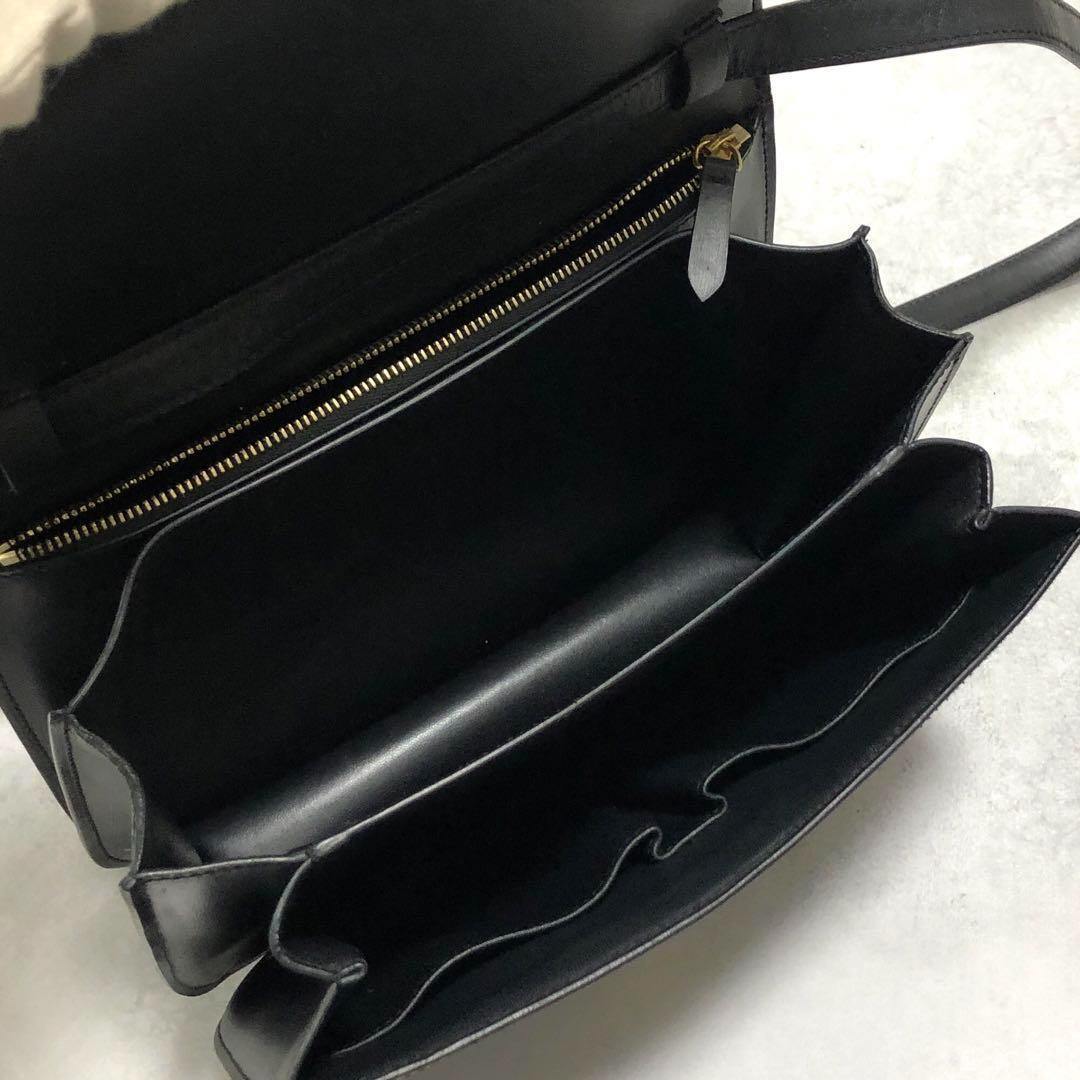CELINE クラシックボックス ミディアム ショルダーバッグ