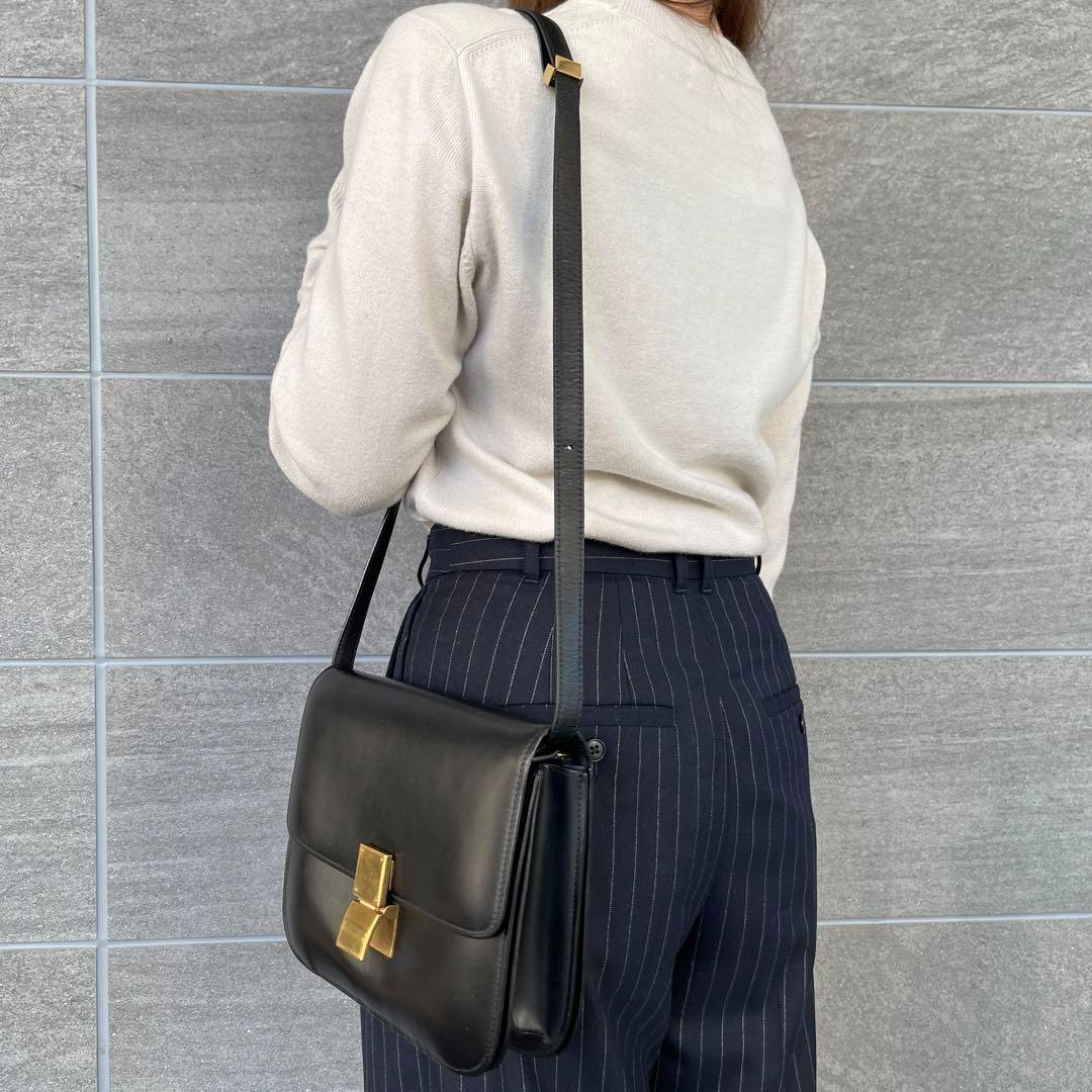 CELINE クラシックボックス ミディアム ショルダーバッグ