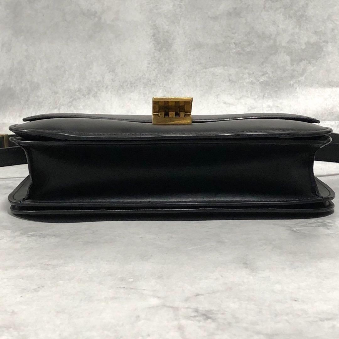 CELINE クラシックボックス ミディアム ショルダーバッグ