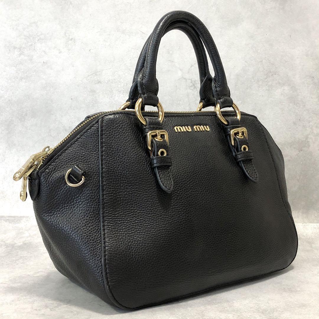 miumiu ハンドバッグ レザー