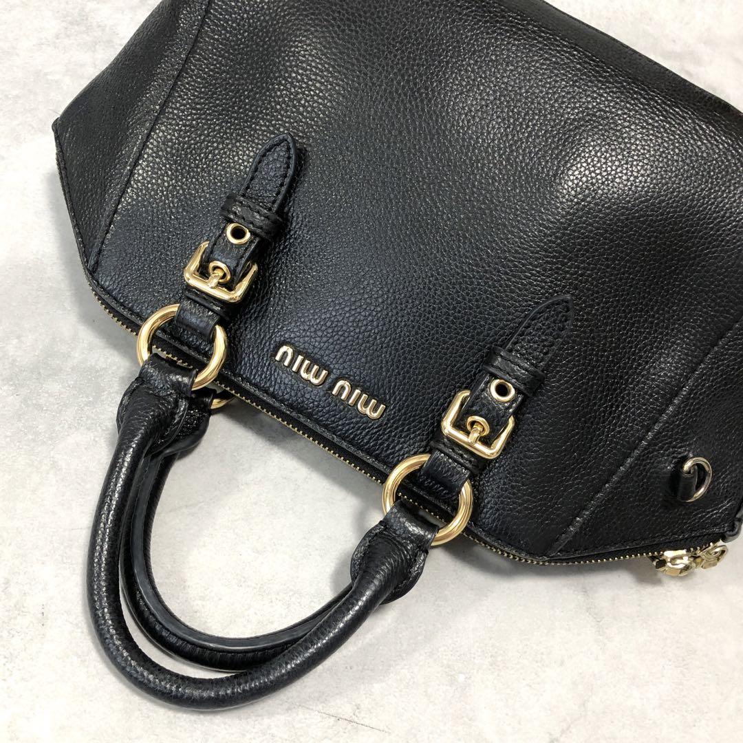 miumiu ハンドバッグ レザー