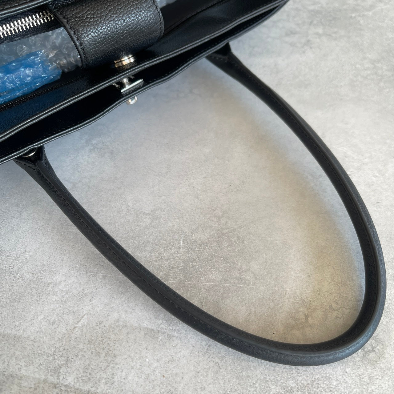 CHANEL エグゼクティブトート キャビアスキン ブラック 11番台